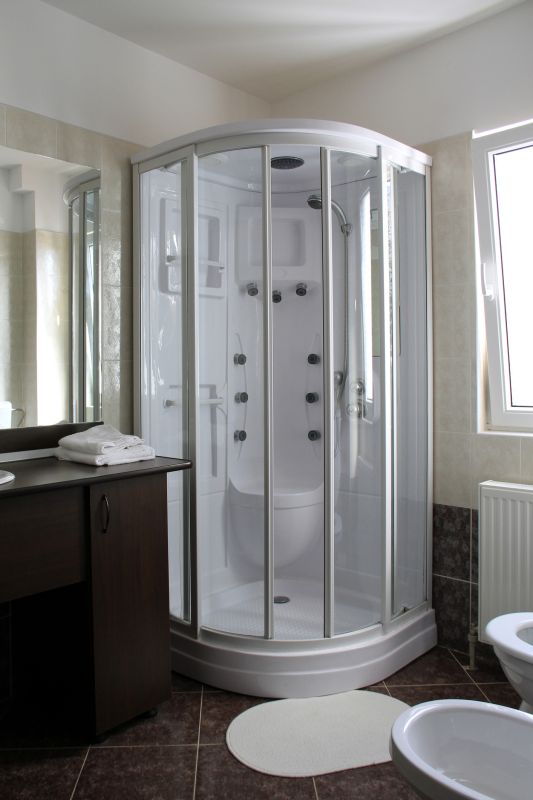 Cost of Shower Installation in Hartford, WI